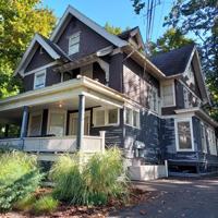 featured image of 117 Dewitt Pl #3