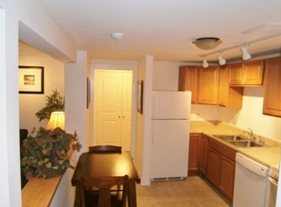 210 Williams St #1 - Photo 6 of 11