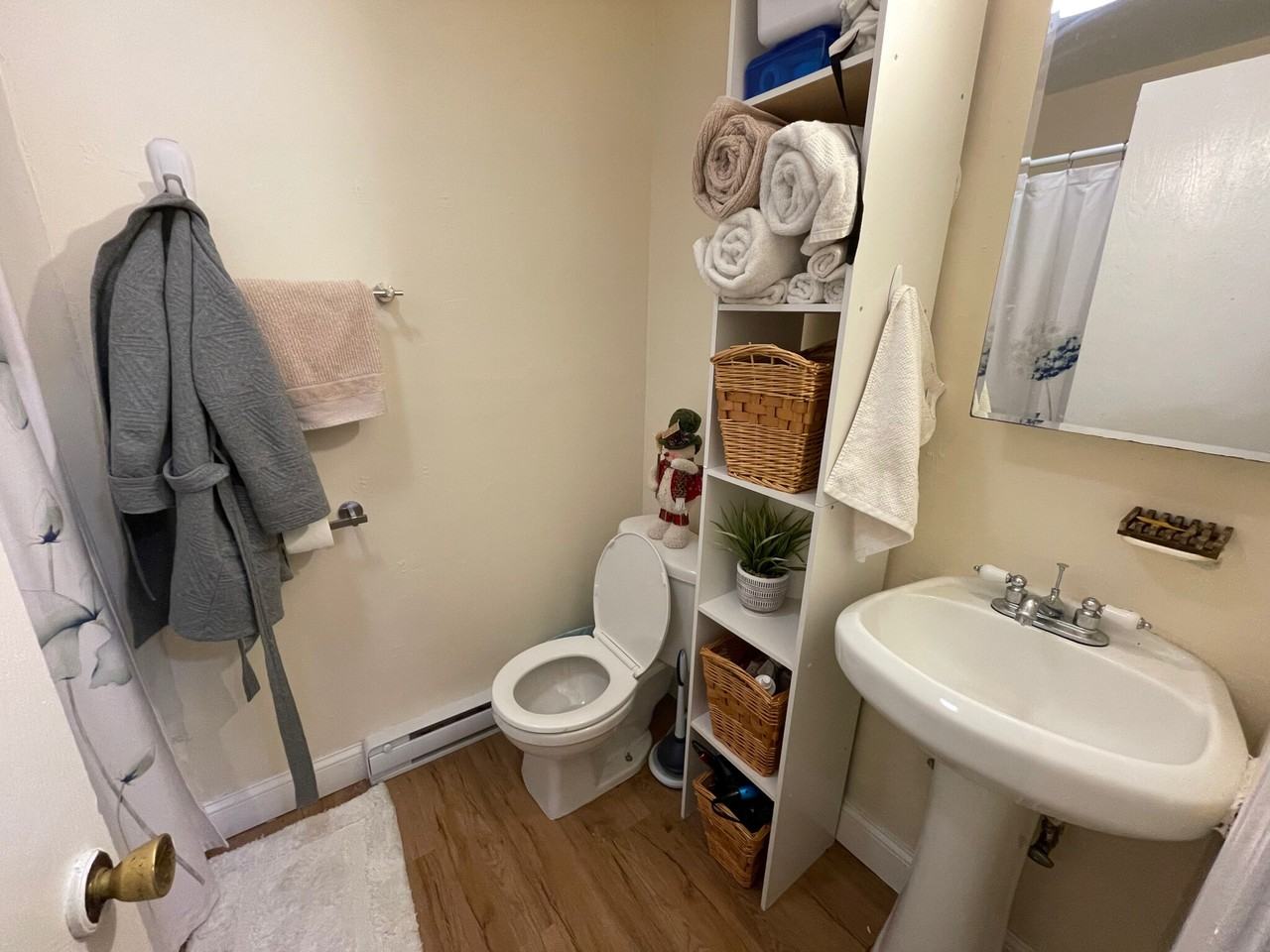 880 Huntington Avenue - Photo 4 of 5