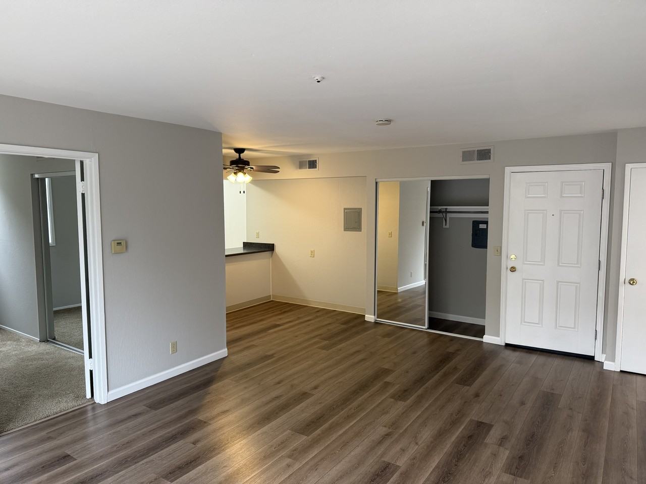 101 Elliott Ave #7 - Photo 3 of 12