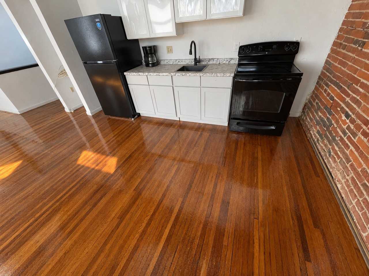 243 - 245 W. Market Street - 3rd Fl #3rdFL - Photo 7 of 10