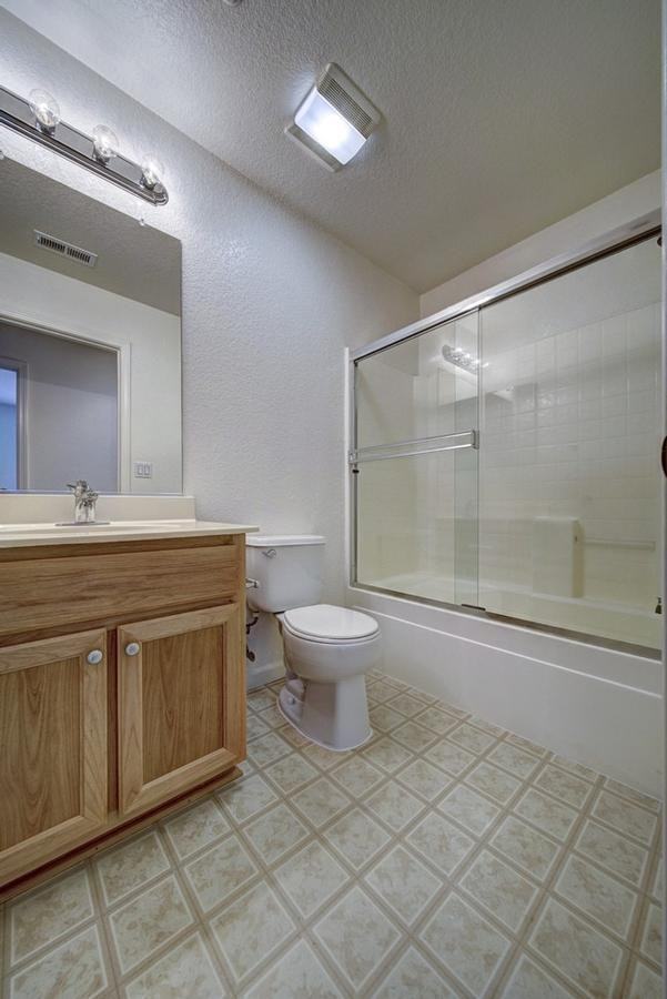 4389 N Walnut Rd - Photo 5 of 31