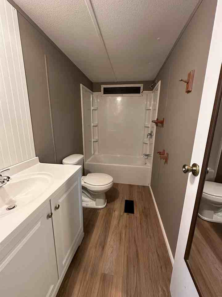 9 Illini East St #1 - Photo 5 of 13