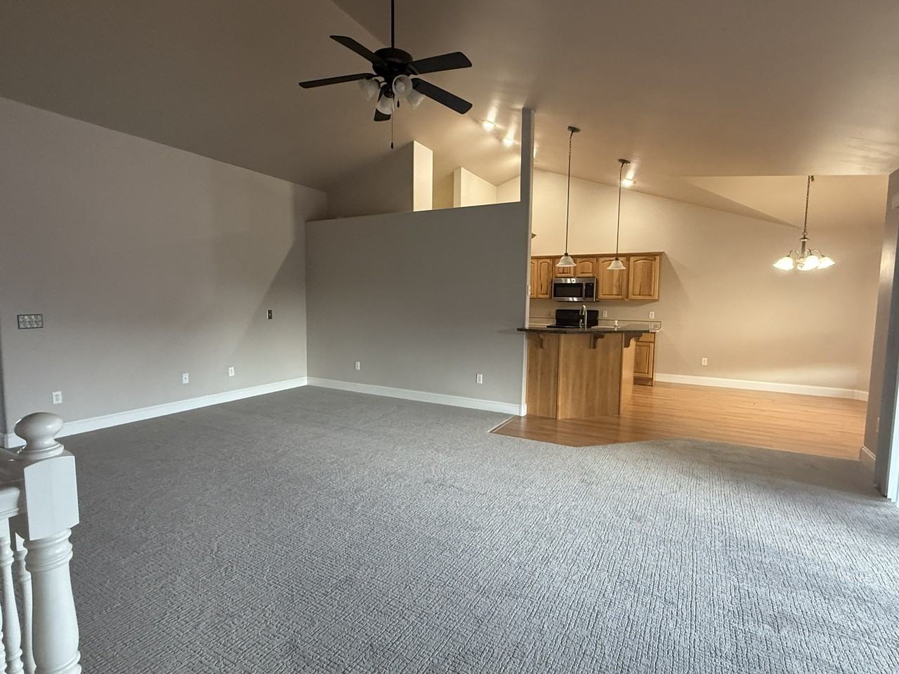 3287 Banff Ave - Photo 5 of 16