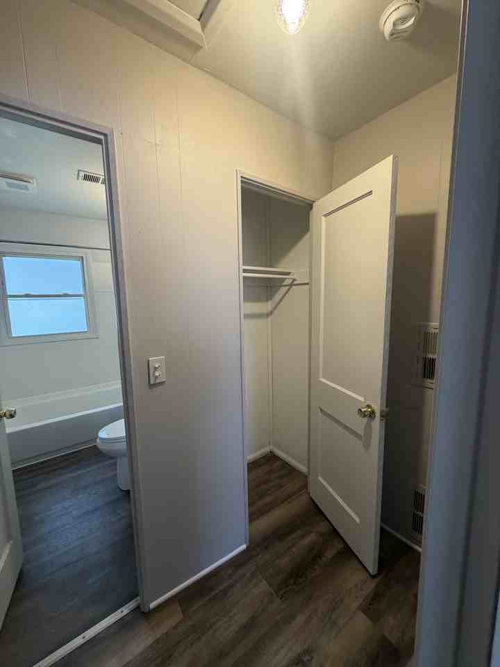 820 Woodbine Ave #1 - Photo 4 of 13