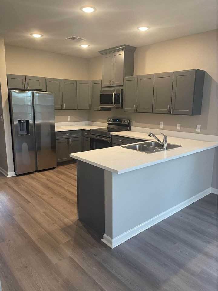 120 Thornton Ln #2 - Photo 3 of 20