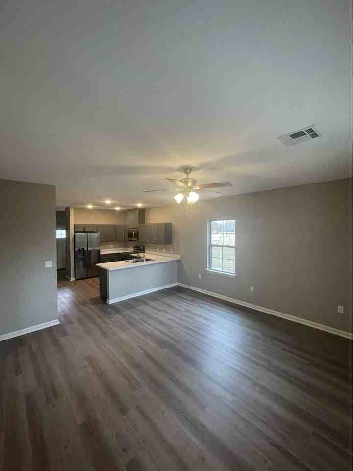 120 Thornton Ln #2 - Photo 5 of 20