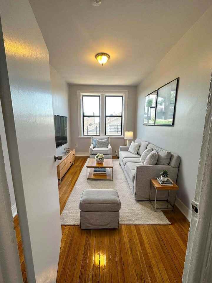 509 47th Street Apartments - Photo 6 of 8