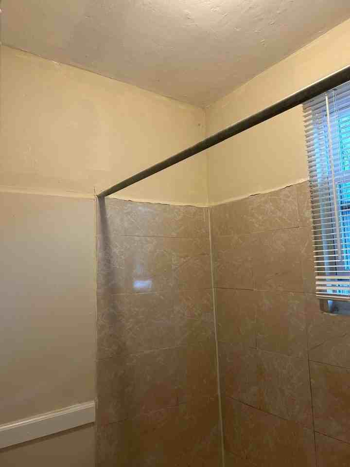 3128 N Darien St - Photo 4 of 10
