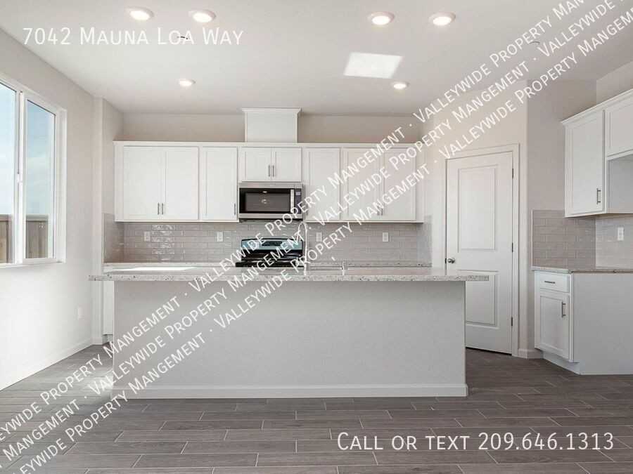 7042 Mauna Loa Way #1 - Photo 3 of 50
