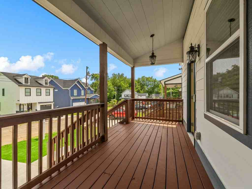 214 Averill St #1 - Photo 7 of 40