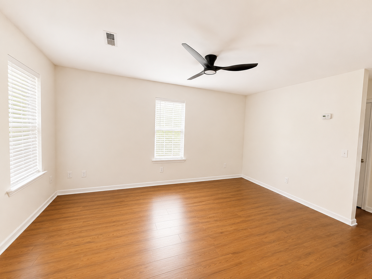 504 Lowndes Hill Rd #1 - Photo 2 of 15