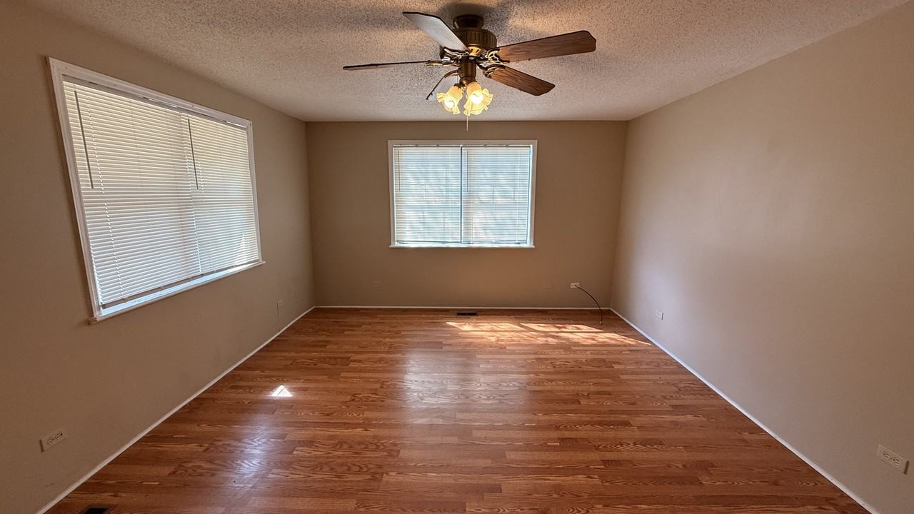 400 Pratt Hwy #1 - Photo 3 of 8