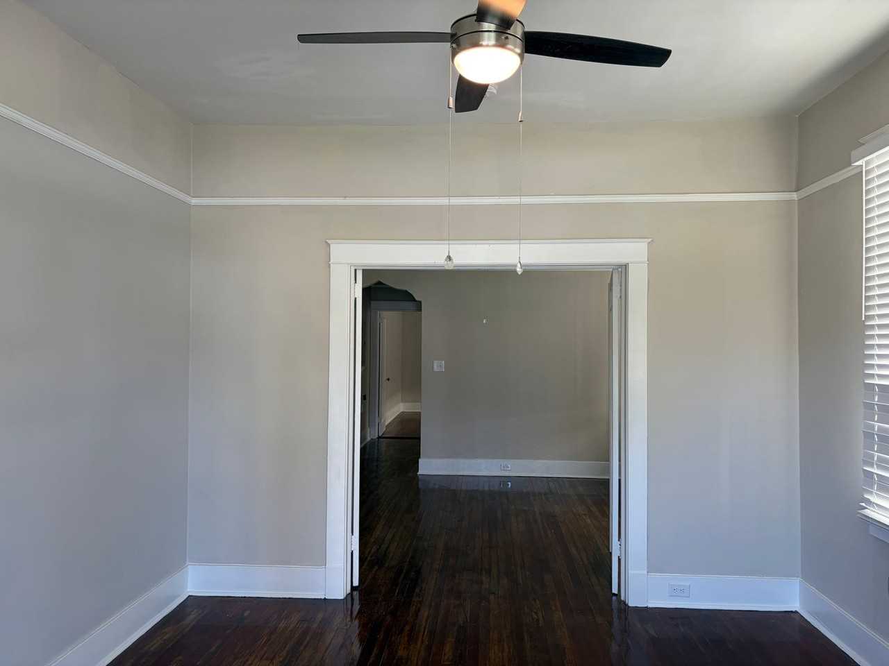 2428 Clover St - Photo 3 of 7
