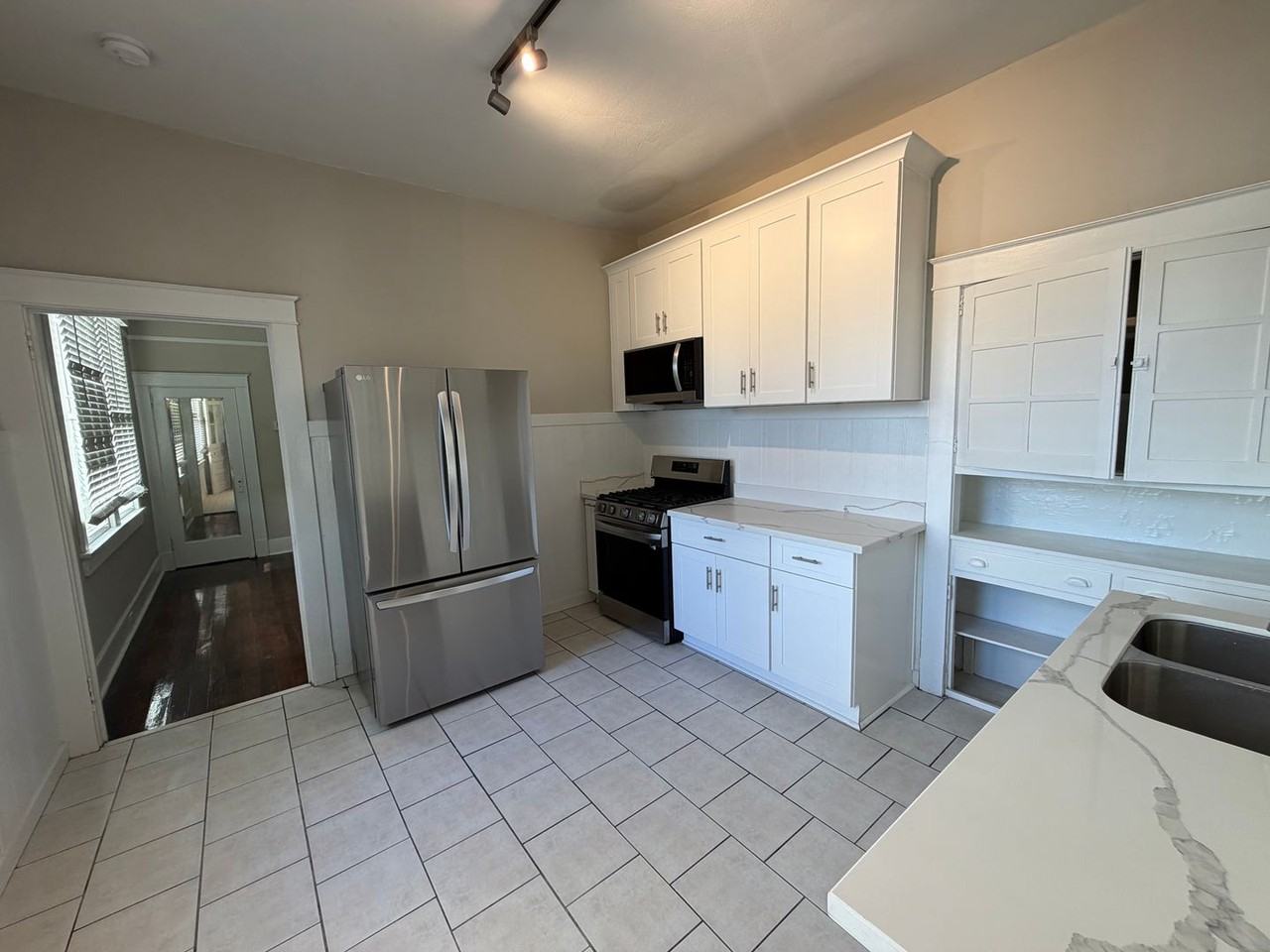 2428 Clover St - Photo 7 of 7