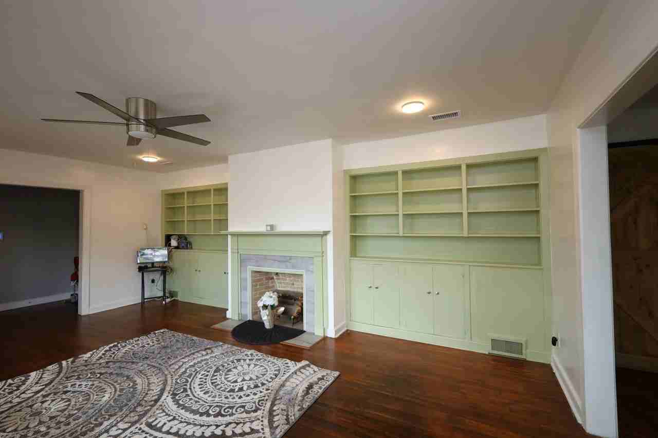 405 Woodrow Wilson Dr - Photo 3 of 14