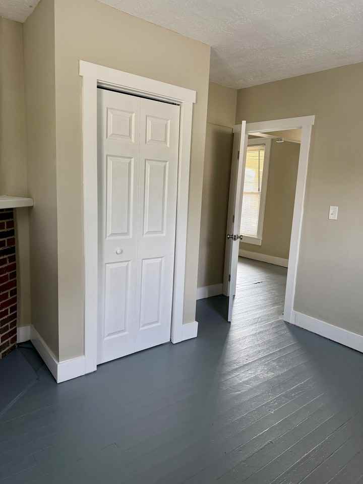 415 E Euclid Ave #1 - Photo 3 of 8