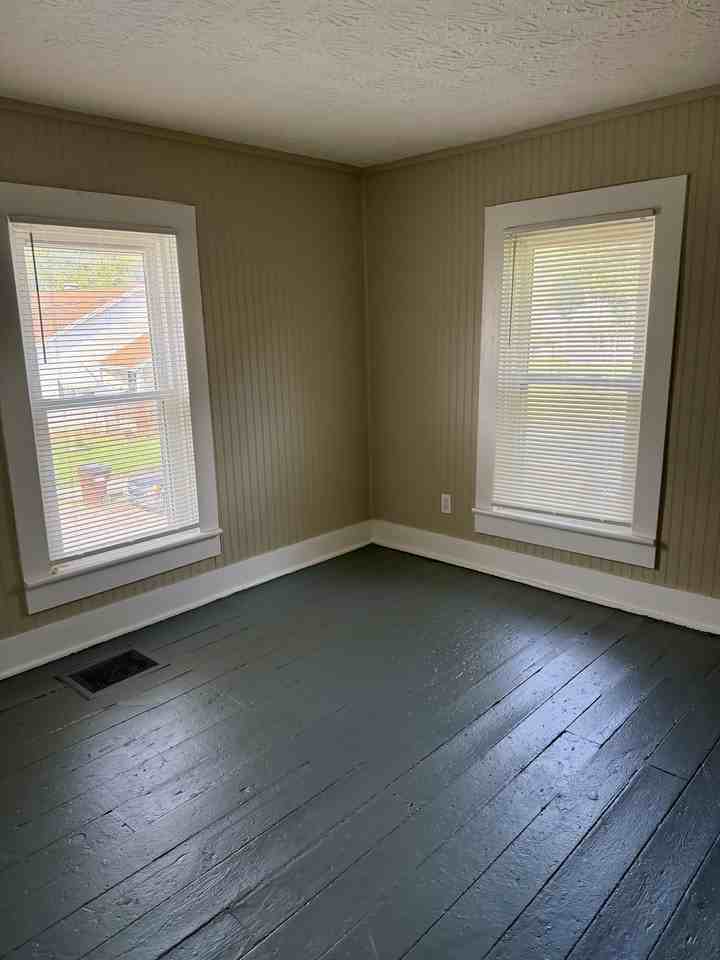 415 E Euclid Ave #1 - Photo 5 of 8