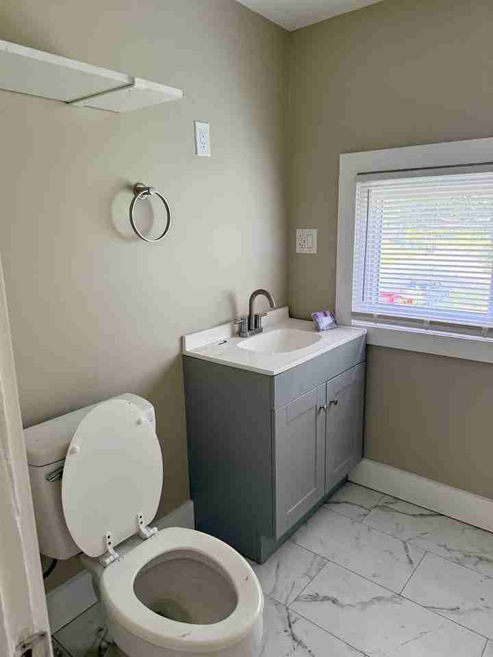 415 E Euclid Ave #1 - Photo 6 of 8