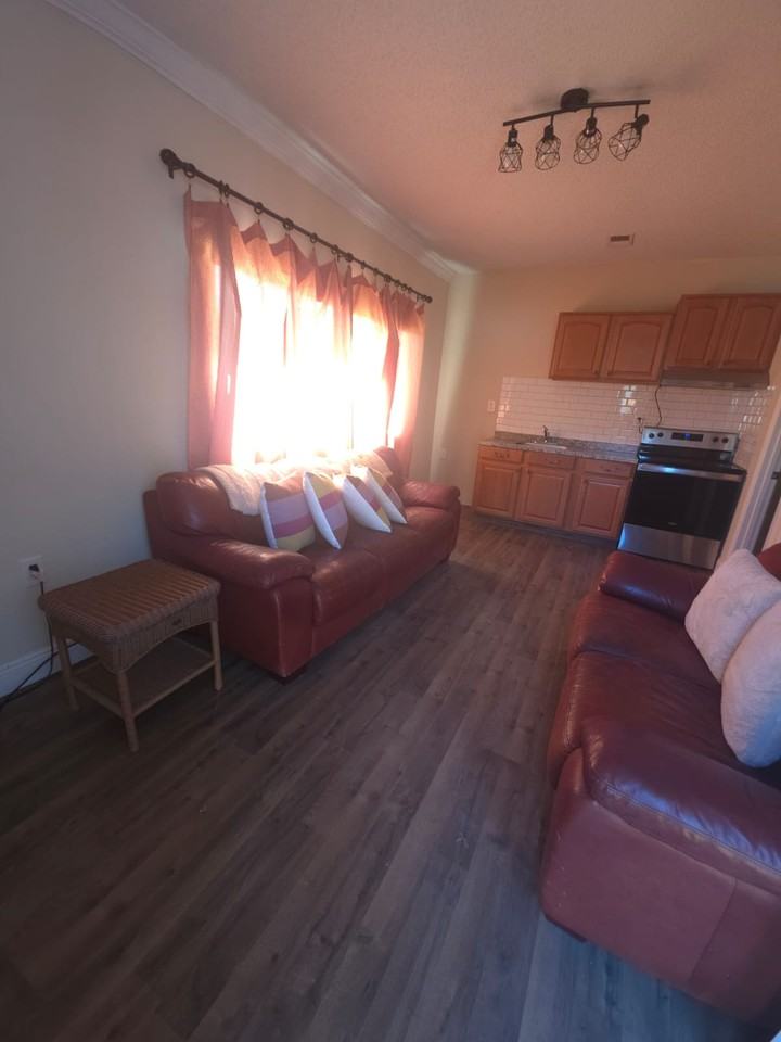 1501 Meadowlark St #1 - Photo 2 of 11