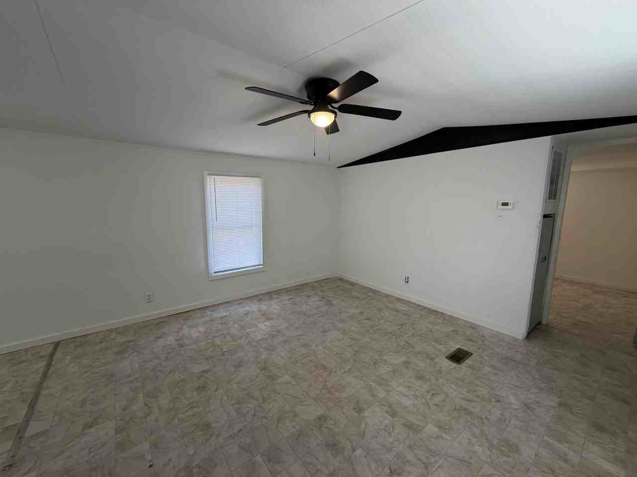 1317 Clark St #1 - Photo 4 of 9
