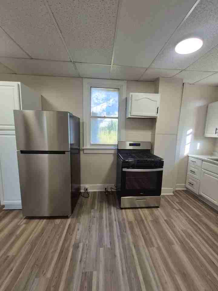 1400 Hill Ave - Photo 3 of 32