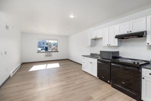 featured image of 1910 Cruiser Ln