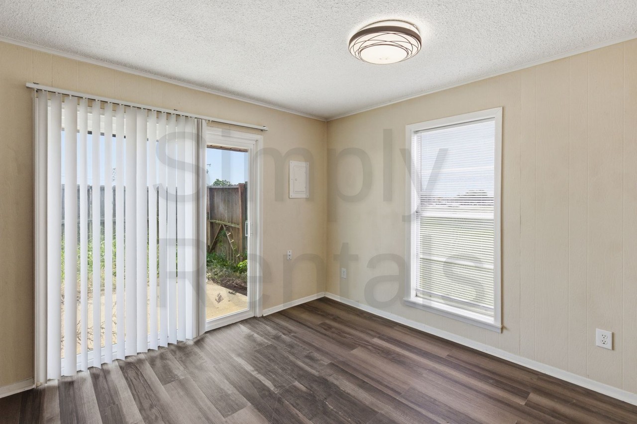 400 Bill Bradford Road - Photo 7 of 29