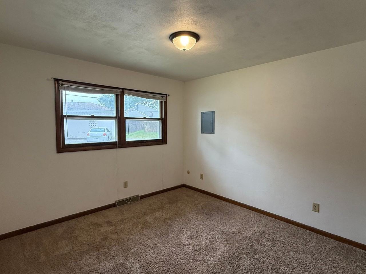SL AAC2702 - Photo 3 of 29