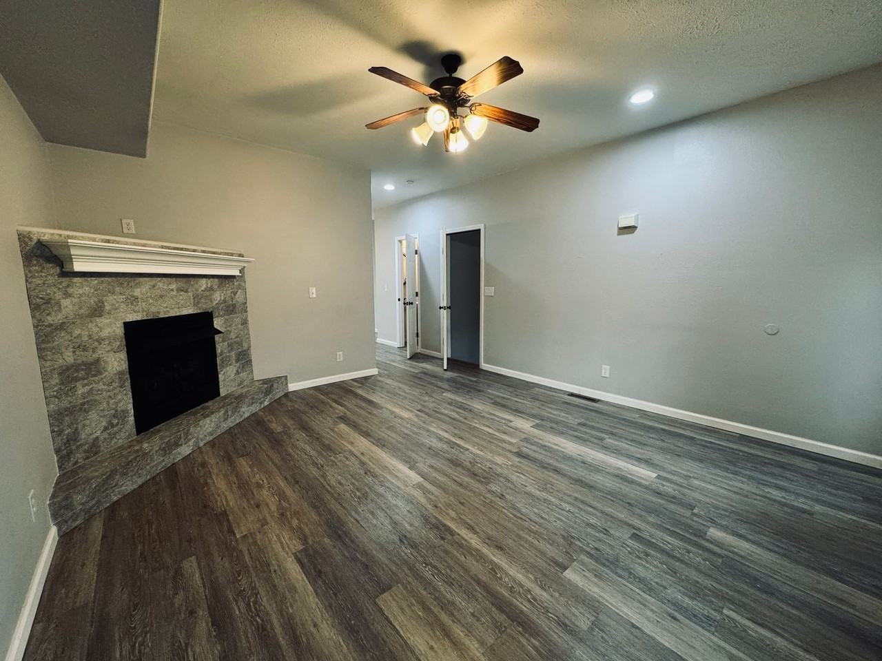 301 Carmel Valley Way - Photo 3 of 41