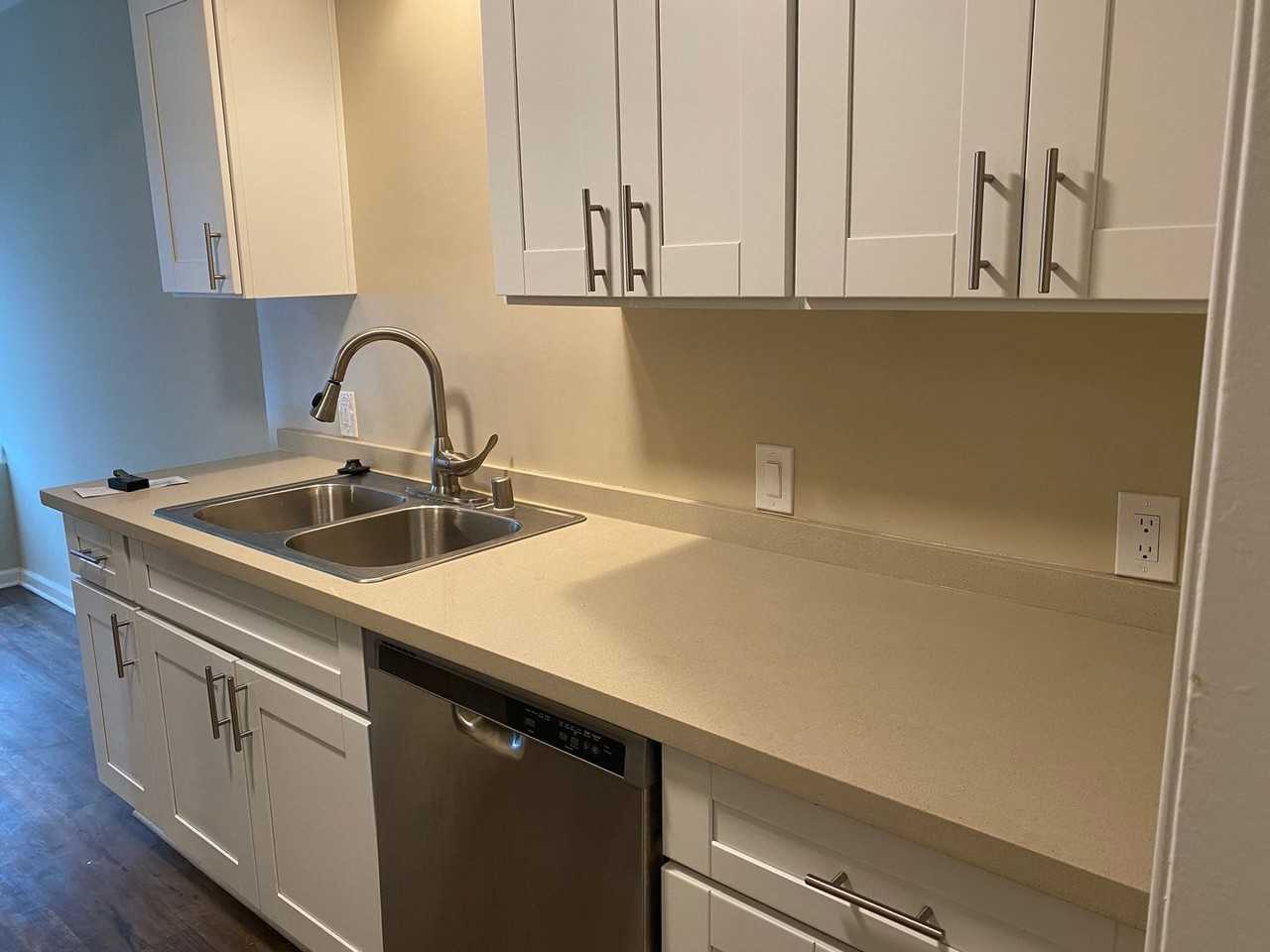 Imperial Avenue 720 - Photo 5 of 29