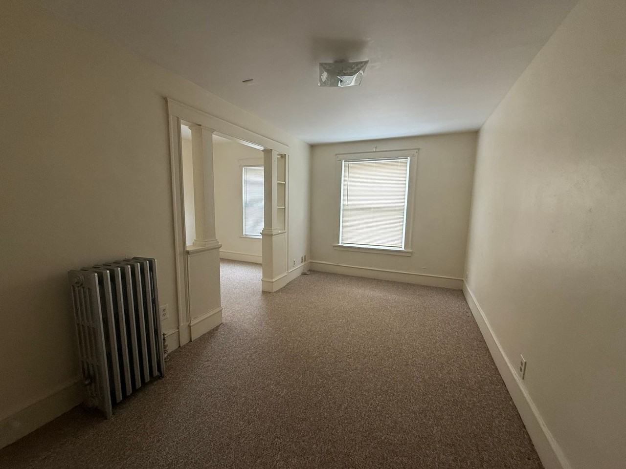 34 Crescent St - Photo 4 of 11