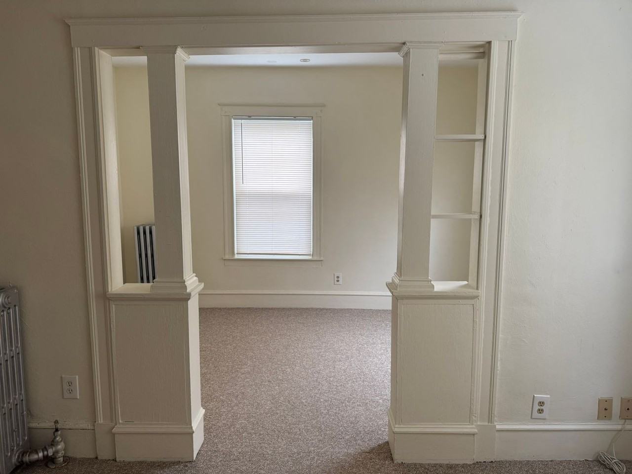 34 Crescent St - Photo 5 of 11