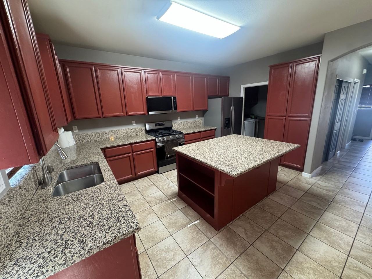 1483 Grey Bunny Dr - Photo 3 of 21