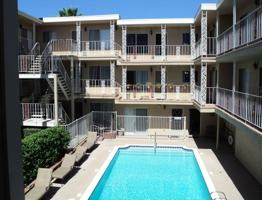 featured image of 1633 Diamond St