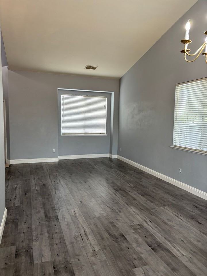 1591 Tadpole Way - Photo 6 of 18