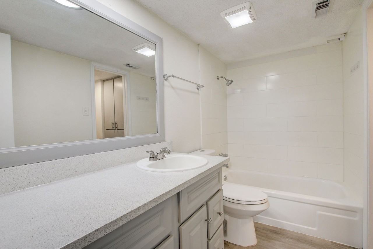 HighPoint North Apartments - Photo 4 of 34