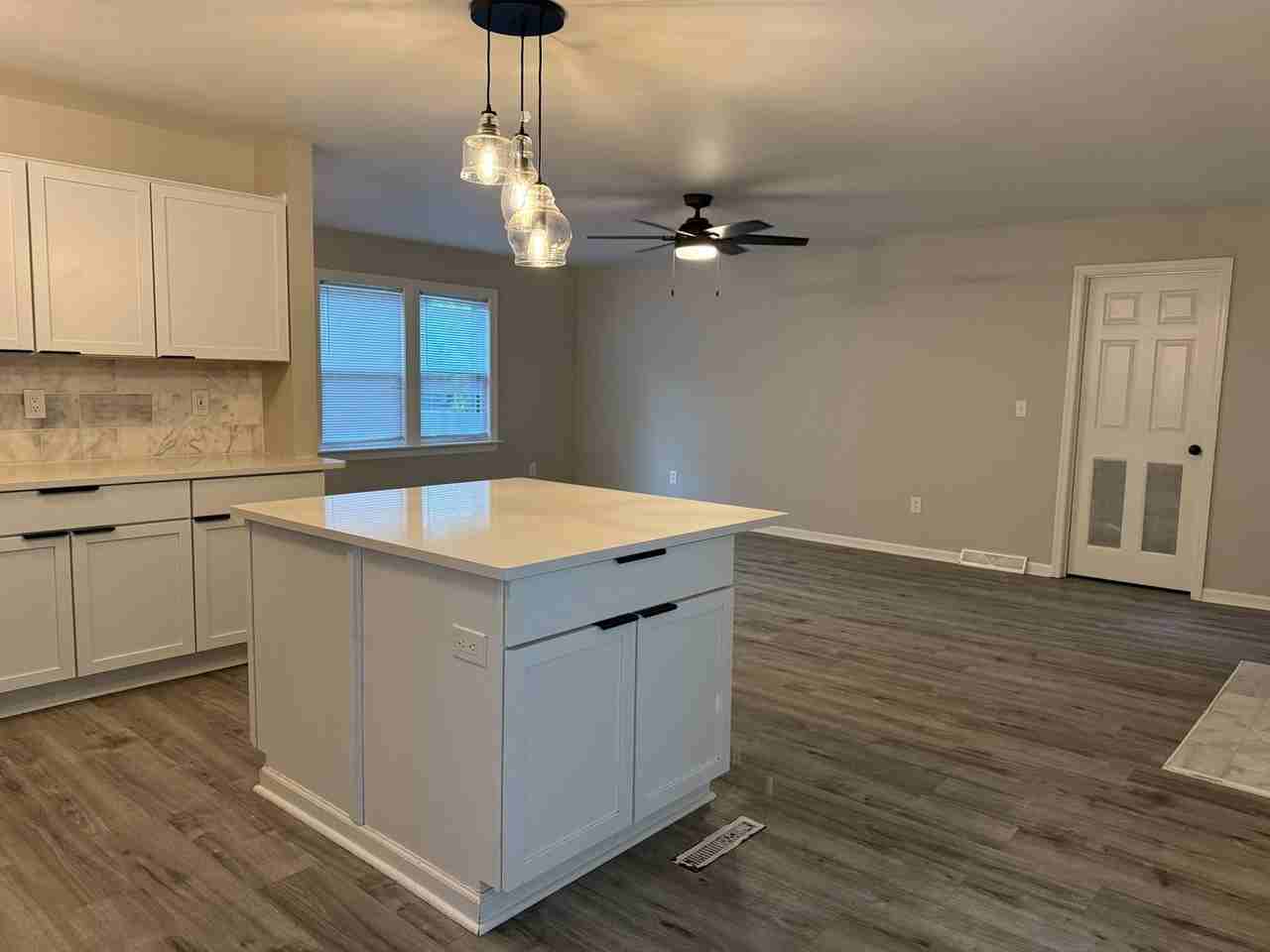 125 Sawmill Dr - Photo 5 of 17