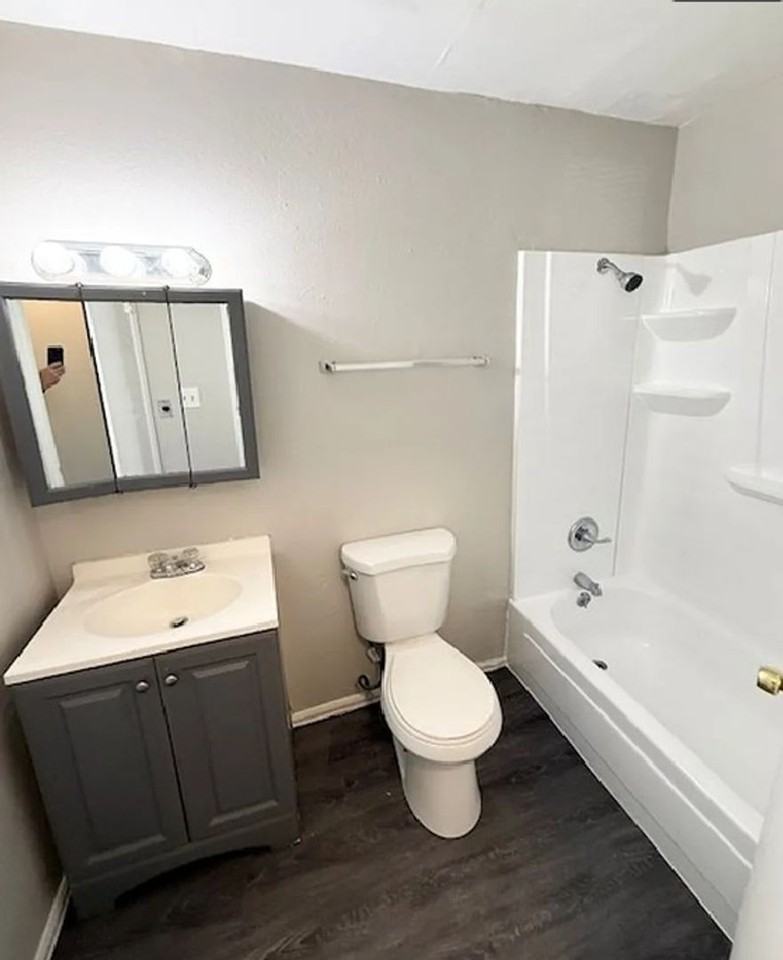 Westwind Apartments - Photo 5 of 21
