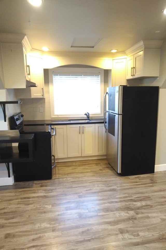 16363 36A Avenue - Photo 2 of 20
