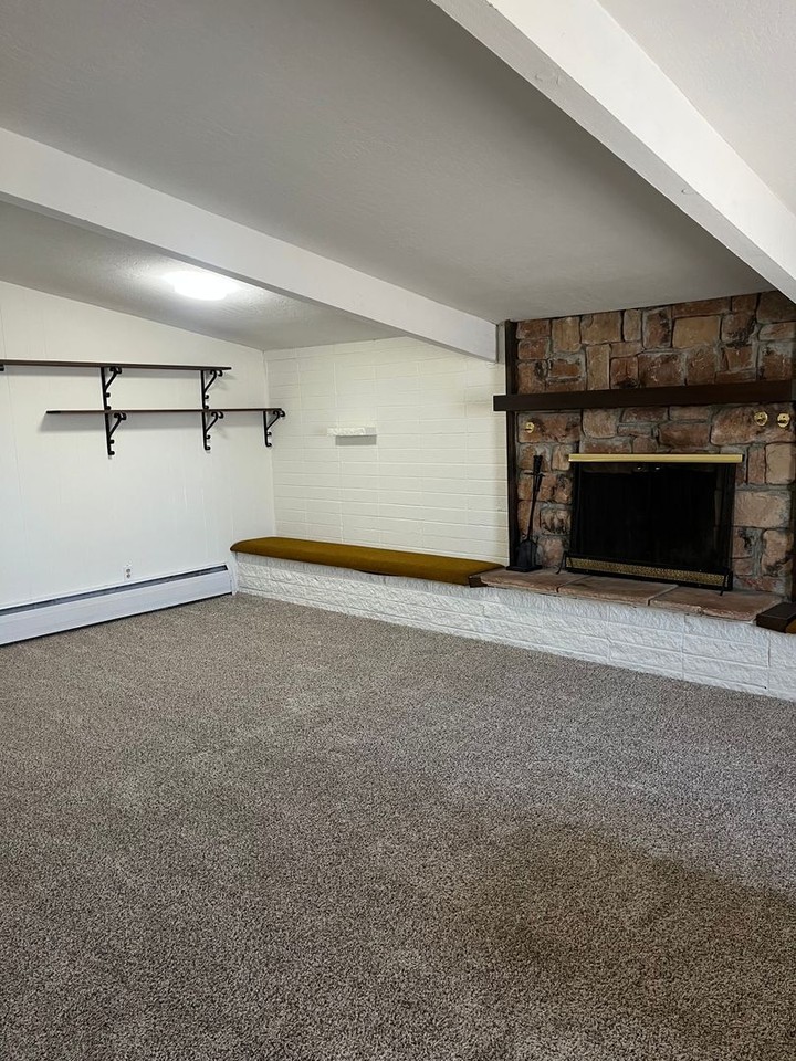 213 Annapolis Ave - Photo 6 of 18