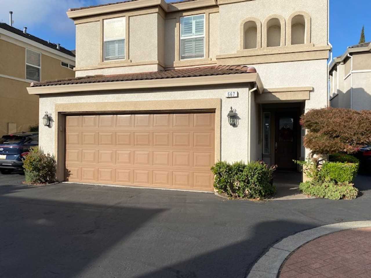 567 Abruzzi Ct - Photo 3 of 11