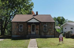 featured image of 508 N Oak St
