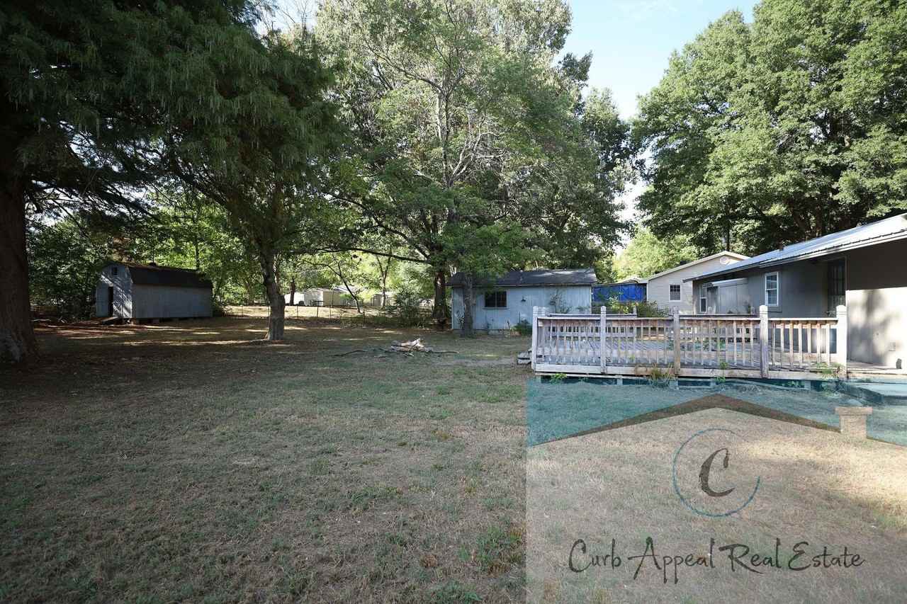 1405 Pratt Cir - Photo 4 of 23