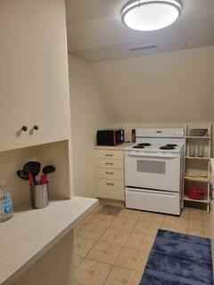 36 E 200 S - Photo 4 of 9