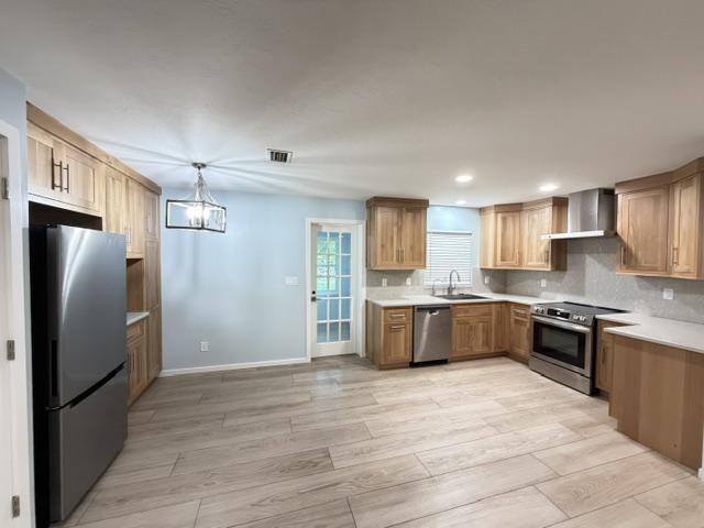 4380 Temple St - Photo 3 of 11