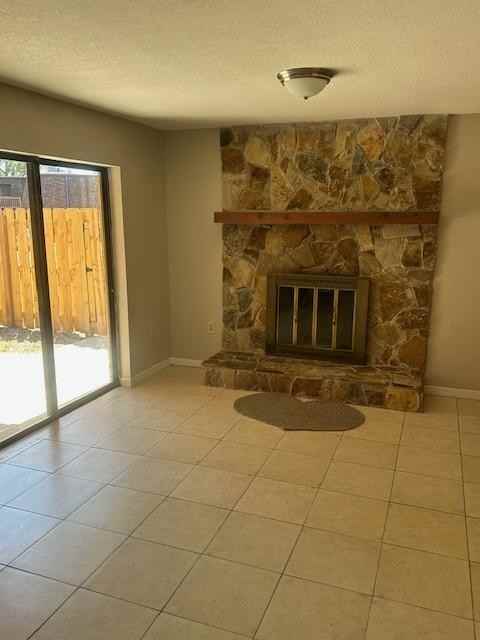 1786 S Park Ave - Photo 4 of 18
