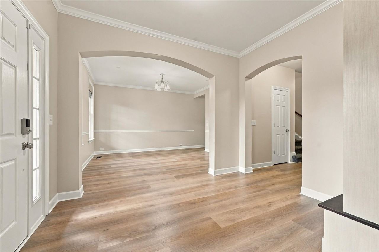 1414A Chantilly Ln - Photo 6 of 50