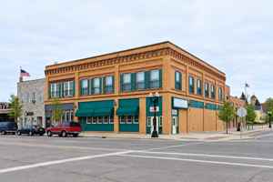 featured image of 304 Demers Ave