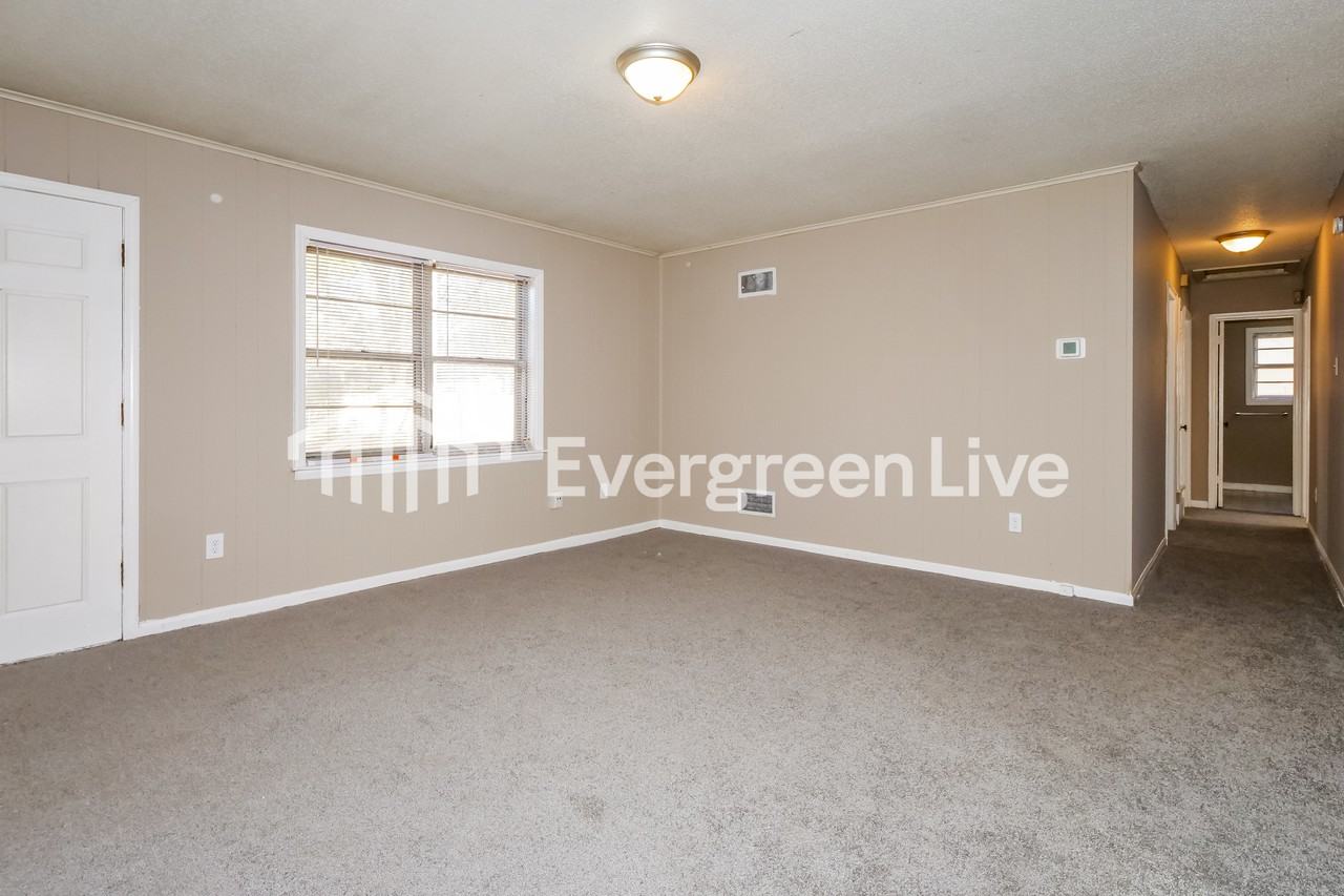 4996 Harrington Ave - Photo 3 of 15